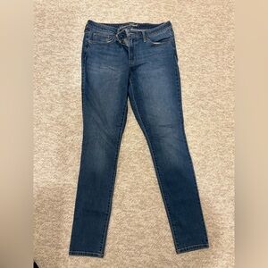 Universal Thread Dark Blue Mid Rise Skinny Jeans